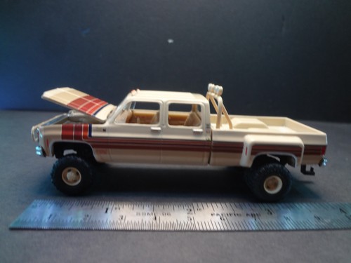 Machines 1977 gmc sierra - machines,